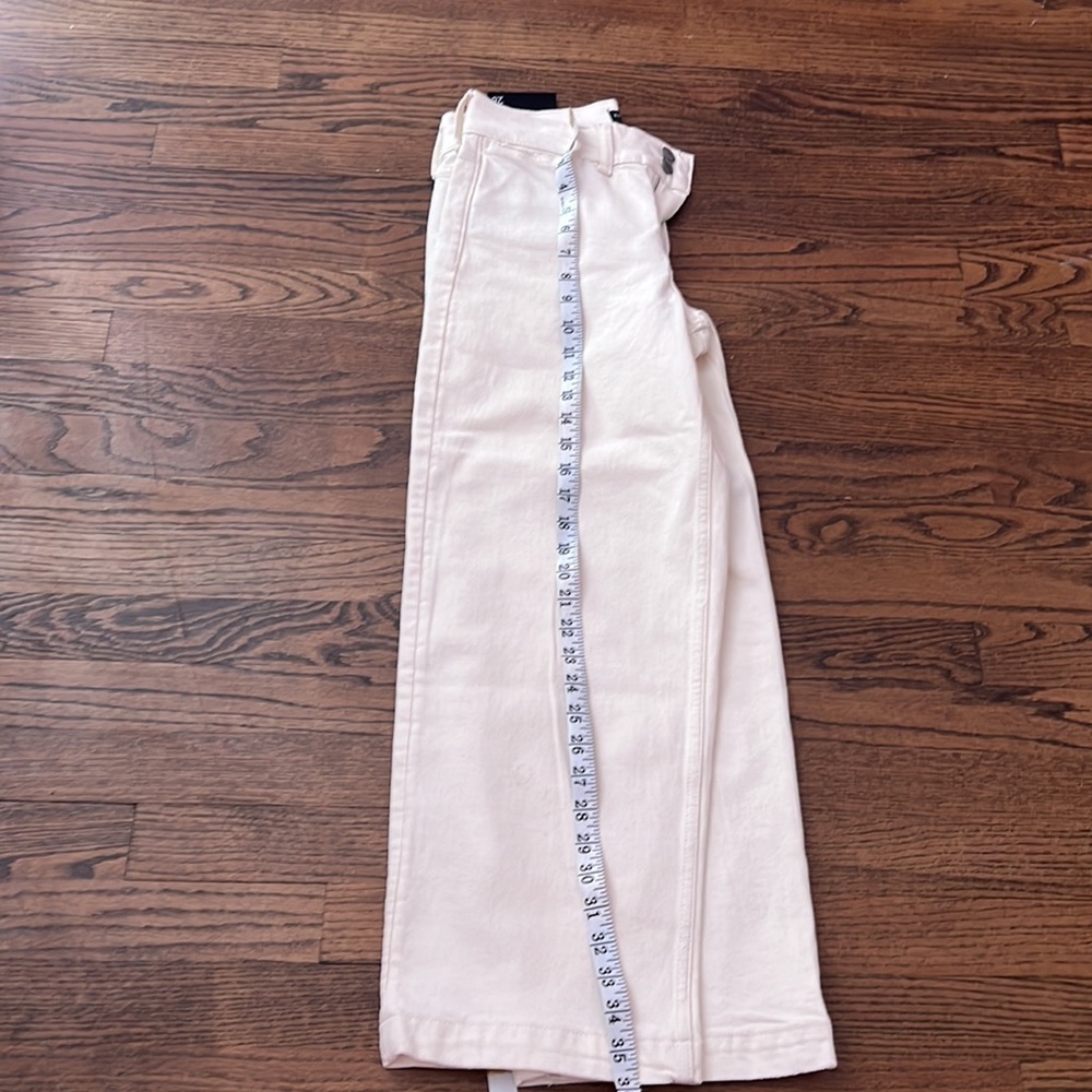 Banana Republic high rise jean. - Picture 10 of 10